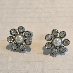 Estate Sale Rhinestone Earrings Pearl Center Floral Design Old Money Jewelry